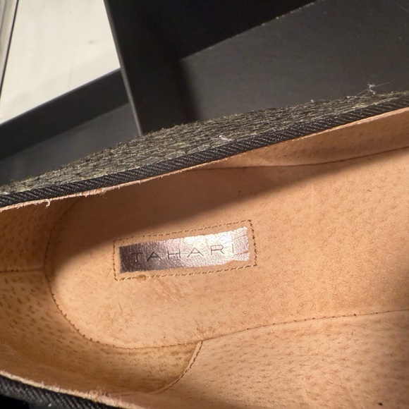 Tahari Clementine Woman’s Leather Snakeskin Flats Sz 7.5 M Green & Black In Box - Picture 3 of 13